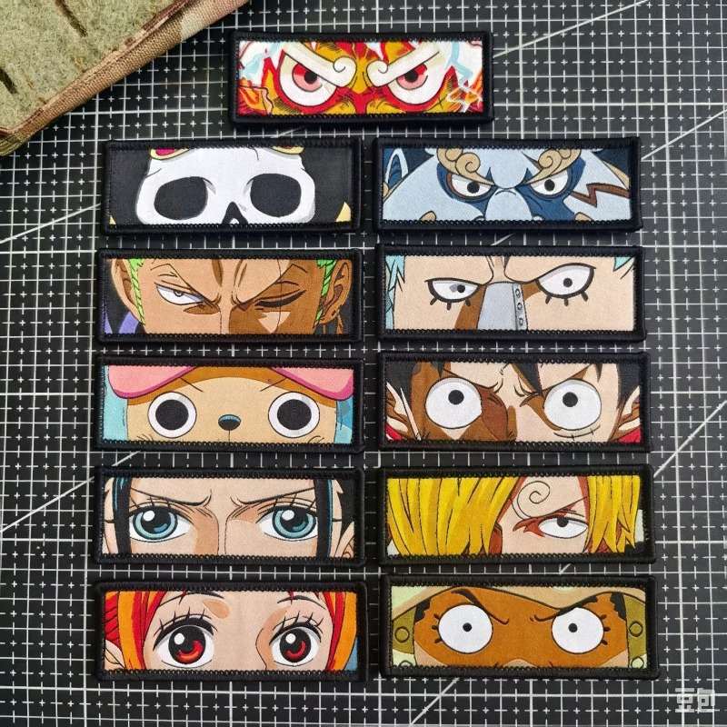 Velcro Hook Loop - Anime One Piece Klettverschluss-Patch Augen-Serie Gewebter